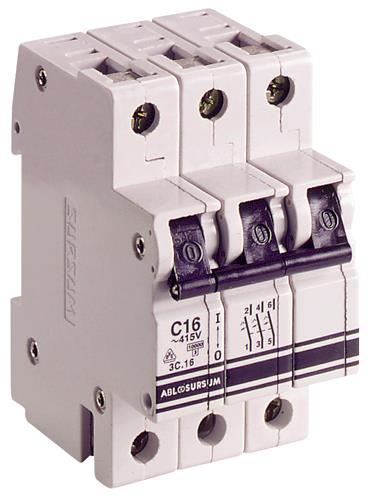Автоматический выключатель 3P, C, 4 А, 10 кА, 230/400 В AC, серия Т, 3C4.0 (C4T3)